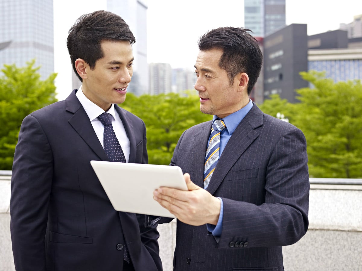 business give advice to a future leader